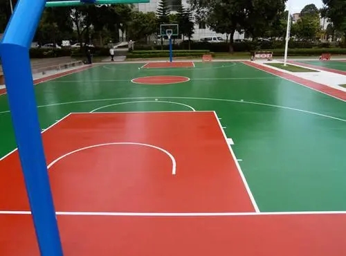 三亚球场地面翻新,裂缝修重要性